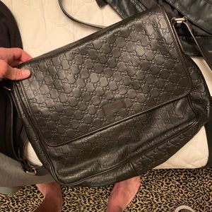 Gucci Shoulder Bag
